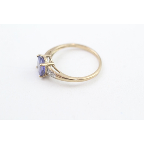 180 - 9ct gold gemstone dress ring (2.1g) Size O