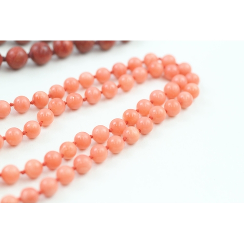 189 - 2 x 9ct gold clasp coral & sponge coral necklaces (40.3g)