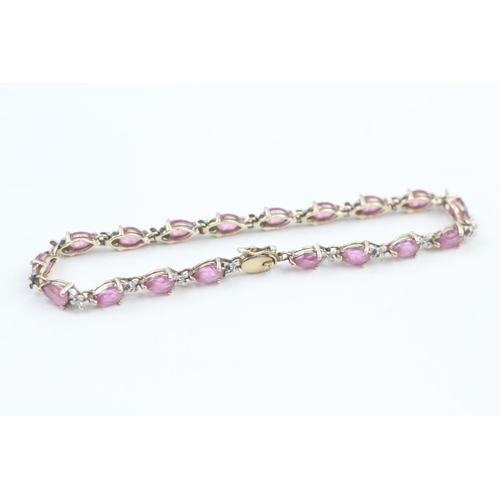 21 - 9ct gold pink gemstone & diamond bracelet (7.2g)