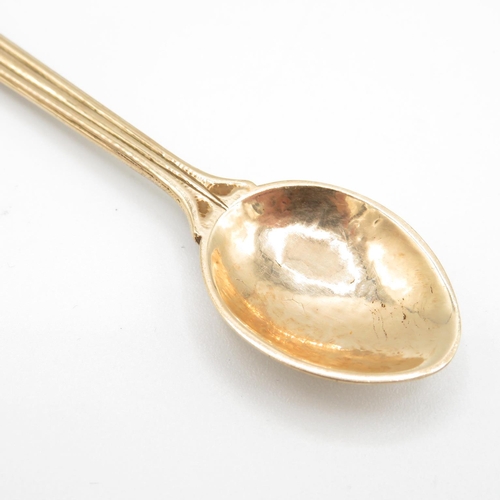 289 - A 9ct gold spoon by arts and crafts designer Omar Ramsden (18.9g)