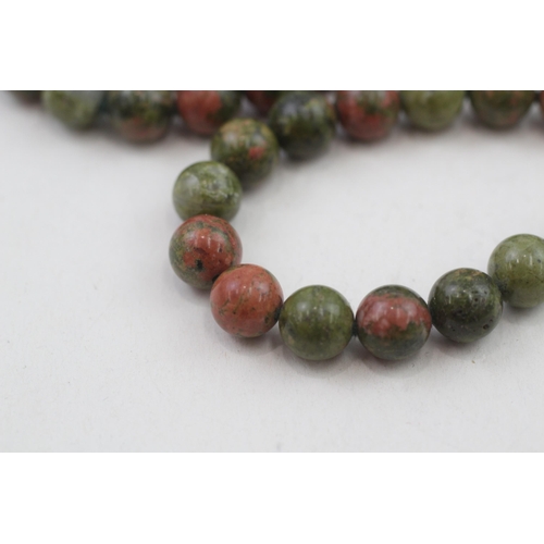 290 - 14ct gold clasped unakite bead necklace (73.5g)