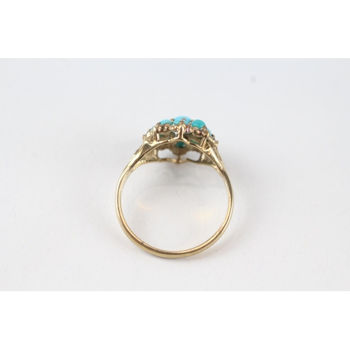 55 - 9ct gold turquoise cluster ring, claw set (1.8g) Size  L