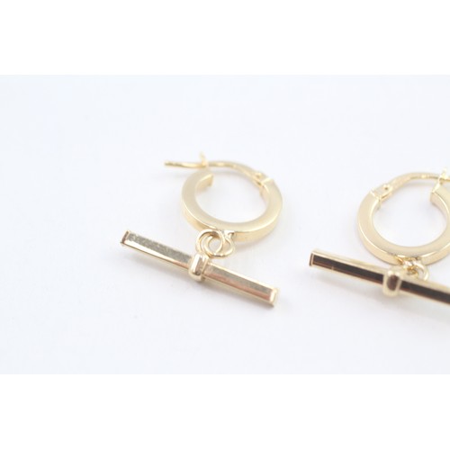 213 - 9ct gold round T-bar drop hoop earrings (1.7g)