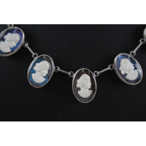 355 - Silver butterfly wing cameo panel necklace (10g)