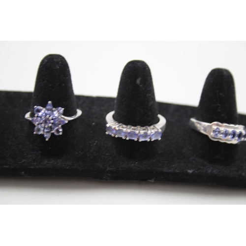 363 - Five silver gemstone rings including Tanzanite (17g)