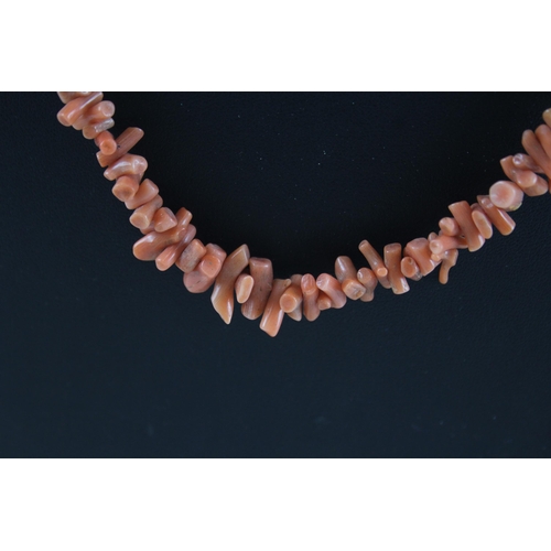 374 - Antique Coral opera length necklace (87g)