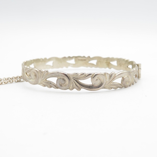 416 - HM silver bangle with safety chain   14.5g