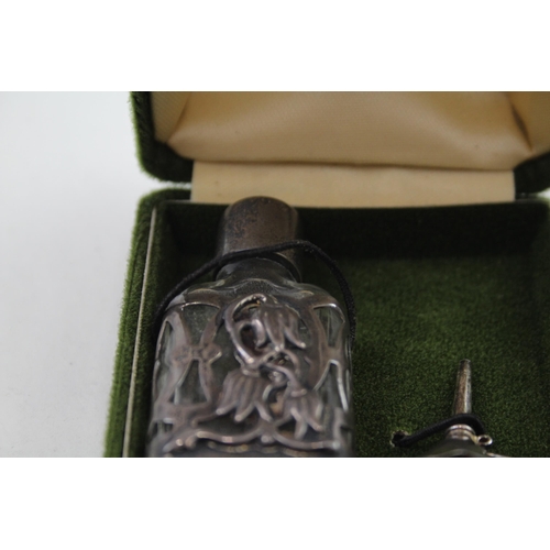 388 - Vintage Hallmarked 1990 London Sterling Silver HARRODS Scent Bottle (40g)