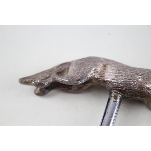 401 - Vintage 1965 Birmingham Sterling Silver Topped Leaping Fox Bottle Opener (91g)