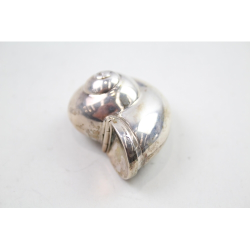 418 - Vintage 1999 London Sterling Silver Snail / Shell Novelty Snuff Box (27g)