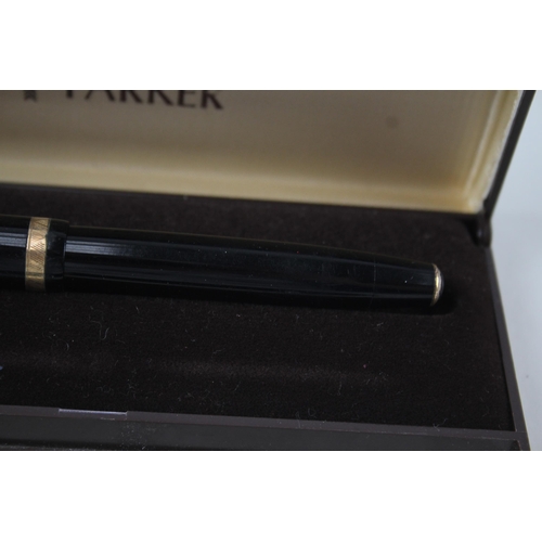 586 - 2 x Vintage PARKER Duofold Fountain Pens w/ 14ct Gold Nib WRITING Inc Black Etc