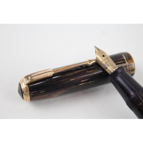 591 - Vintage PARKER Vaccumatic Brown Fountain Pen w/ 14ct Gold Nib WRITING