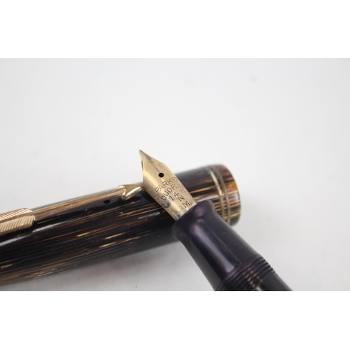 591 - Vintage PARKER Vaccumatic Brown Fountain Pen w/ 14ct Gold Nib WRITING