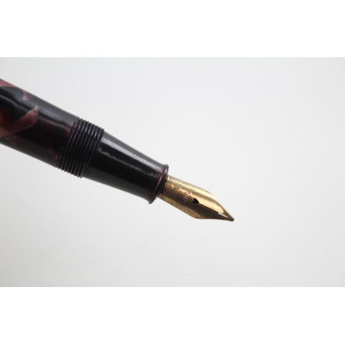 596 - Vintage CONWAY STEWART 286 Red Fountain Pen w/ 14ct Gold Nib WRITING