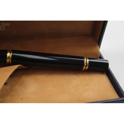 597 - WATERMAN Ideal Black Lacquer Fountain Pen w/ 18ct Gold Nib WRITING Boxed