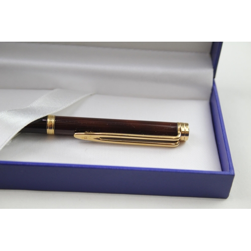 600 - Vintage WATERMAN Gentleman  Brown Lacquer Fountain Pen w/ 18ct Gold Nib WRITING