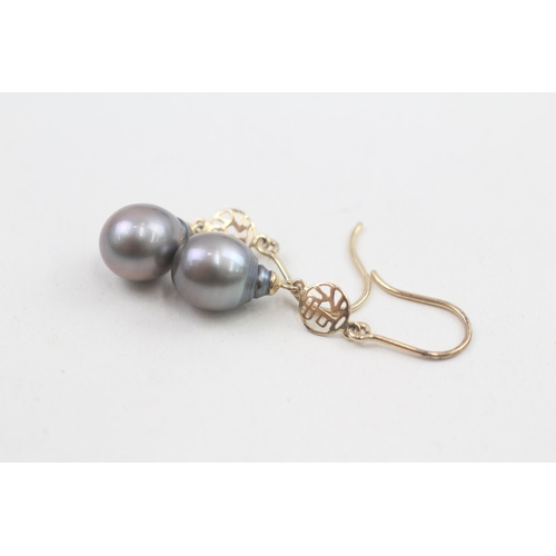 108 - 9ct gold cultured pearl drop earrings 2.9g