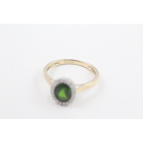 113 - 9ct gold diamond & chrome diopside oval halo ring 2.2g Size O