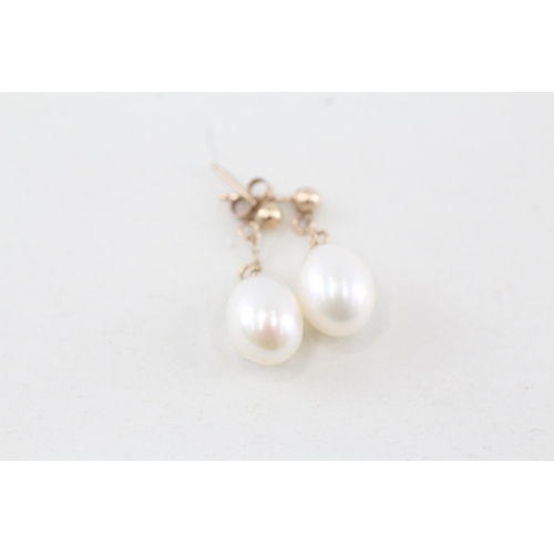 14 - 9ct gold cultured pearl drop earrings 1.9g