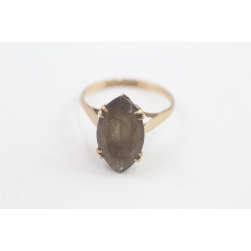 141 - 9ct gold vintage marquise smoky quartz single stone ring 2.7g Size Q