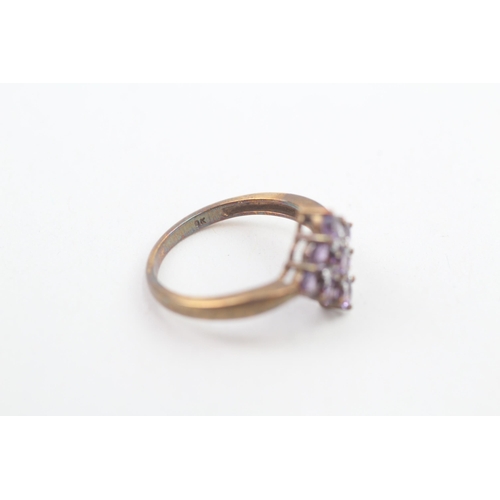 147 - 9ct gold diamond & amethyst cluster ring 2.6g Size O 1/2