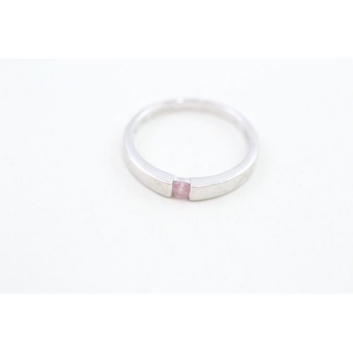 2 - 9ct white gold pink sapphire single stone ring 1.8g Size K