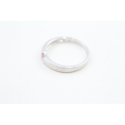 2 - 9ct white gold pink sapphire single stone ring 1.8g Size K