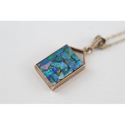 208 - 9ct gold mosaic opal doublet pendant necklace 3.3g