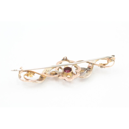 210 - 9ct gold antique seed pearl & red garnet topped doublet openwork brooch 2.5g