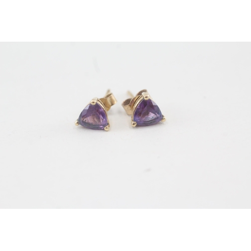 229 - 9ct gold trillion amethyst stud earrings with scroll backs 1g