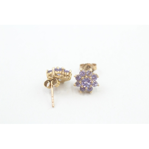 263 - 9ct gold tanzanite floral cluster stud earrings 1.4g