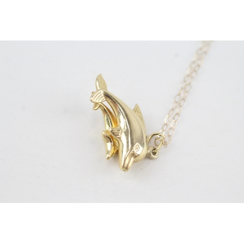 289 - 9ct gold double dolphin pendant necklace 1.3g