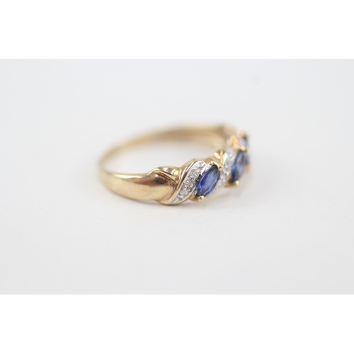 294 - 9ct gold marquise sapphire three stone ring with diamond highlight 1.9g Size P