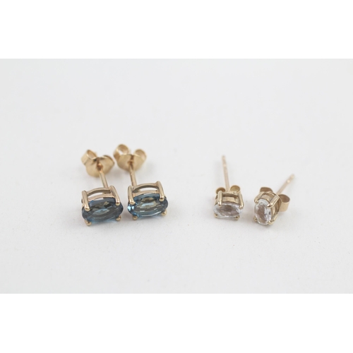 308 - 2x 9ct gold blue topaz stud earrings 2g