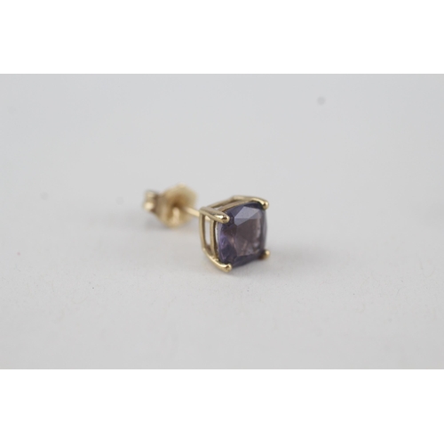 309 - 2x 9ct gold iolite stud earrings 2.1g