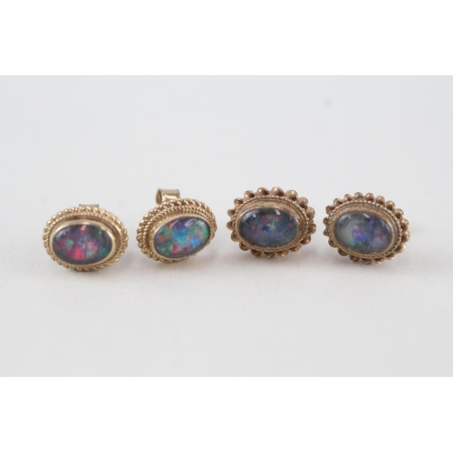 312 - 2x 9ct gold opal triplet stud earrings with scroll backs 3.1g