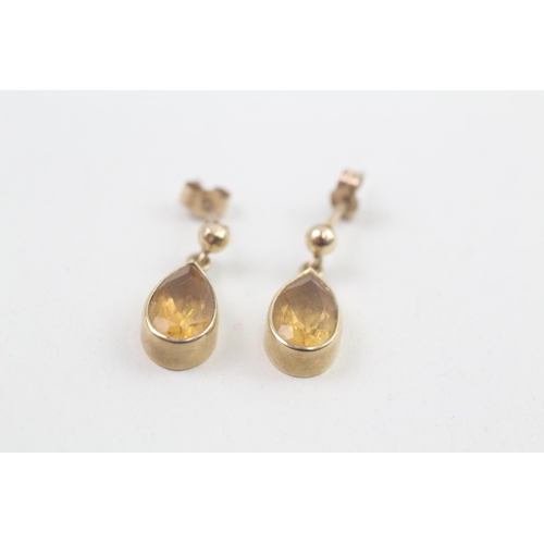 82 - 9ct gold pear shaped citrine drop earrings 1.6g