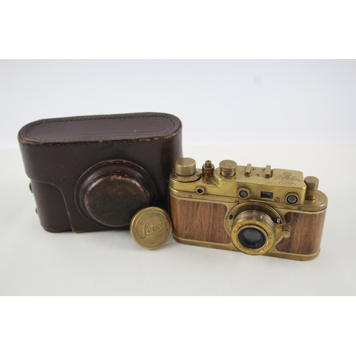 448 - Reproduction WWII Leica II Leitz Wetzlar Rangefinder Film Camera c.1930 Gold