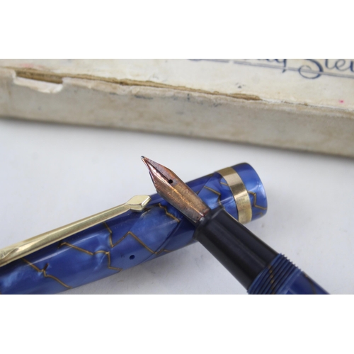 504 - Vintage CONWAY STEWART 85L Navy FOUNTAIN PEN w/ 14ct Gold Nib WRITING Boxed