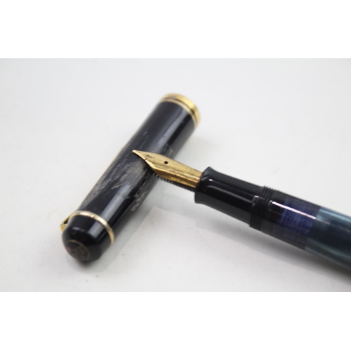 513 - PELIKAN 150 Navy & Black Cased Fountain Pen w/ Gold Plate Nib WRITING