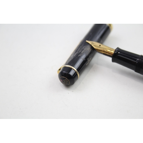 513 - PELIKAN 150 Navy & Black Cased Fountain Pen w/ Gold Plate Nib WRITING