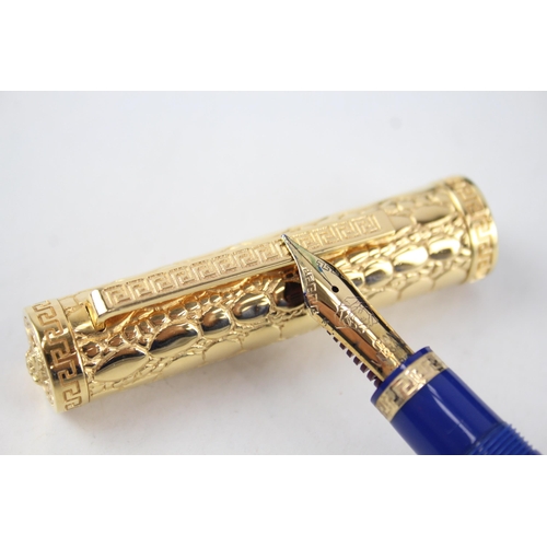 526 - GIANNI VERSACE Blue & Gold Plated Fountain Pen w/ 18ct Gold Nib WRITING