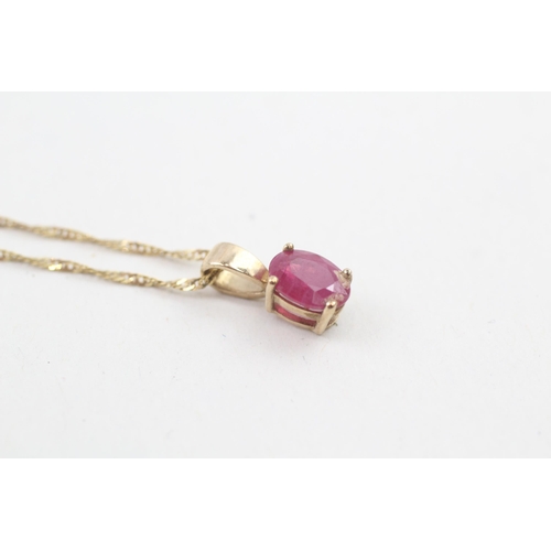 1 - 9ct gold ruby solitaire pendant with 9ct gold chain 1.6g