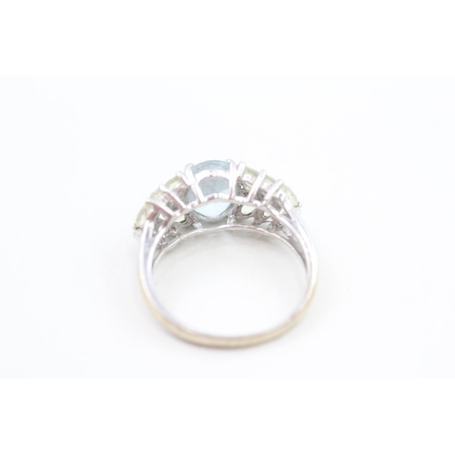 150 - 9ct white gold aquamarine and prasiolite shoulder set cocktail ring 4.2g   Size T