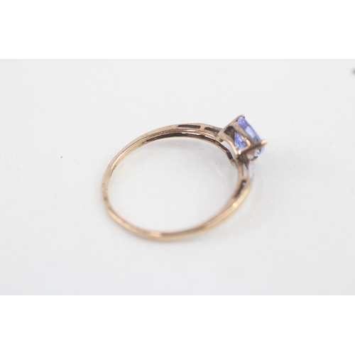 164 - 9ct gold tanzanite and diamond shoulder set dress ring 1.1g   Size O