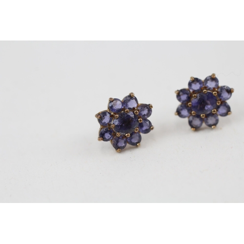 32 - 9ct gold iolite floral cluster stud earrings 1.4g