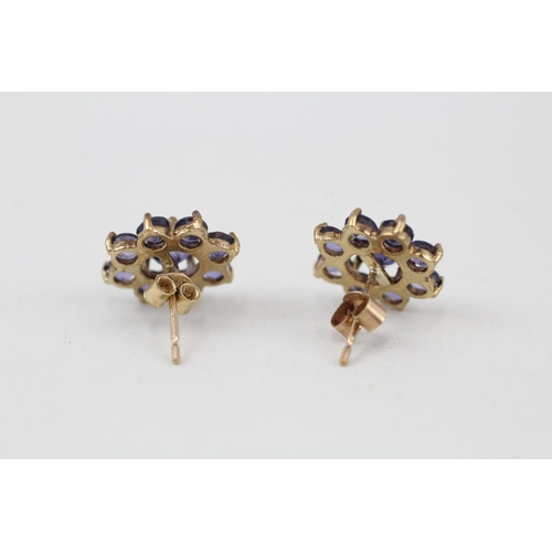 32 - 9ct gold iolite floral cluster stud earrings 1.4g