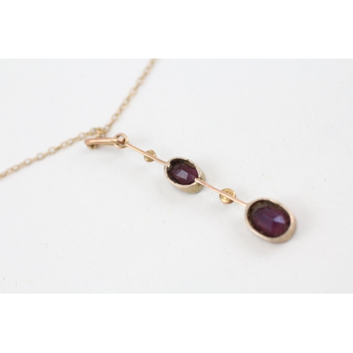 59 - 9ct gold amethyst and pearl pendant with 9ct gold chain 2.1g