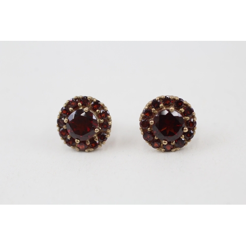 62 - 9ct gold vintage garnet halo stud earrings 2g