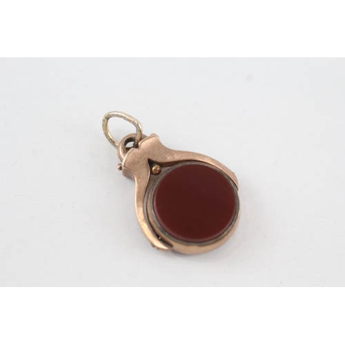 65 - 9ct gold antique carnelian and bloodstone spinner fob 4.4g